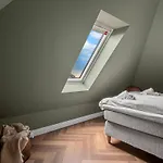 The Townhouse Dream I No Expense Spared I New 2025 Ferienhaus Bergen