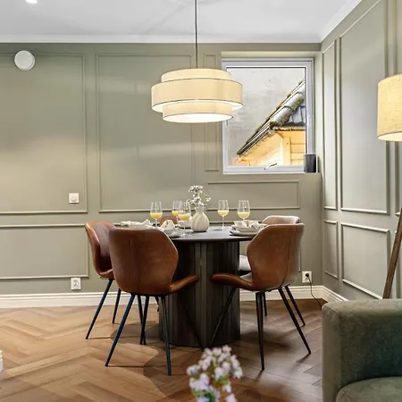 The Townhouse Dream I No Expense Spared I New 2025 別荘 *