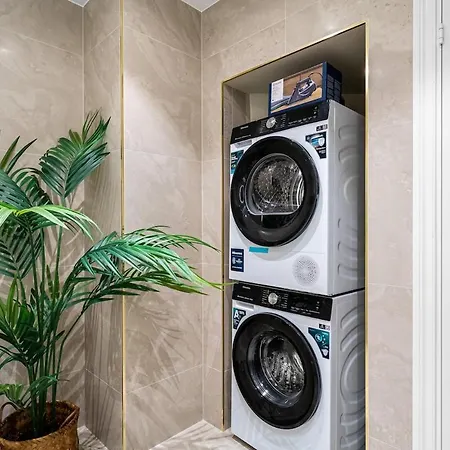 The Townhouse Dream I No Expense Spared I New 2025 Дом отдыха