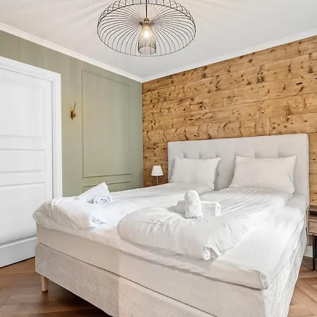 別荘 The Townhouse Dream I No Expense Spared I New 2025 *