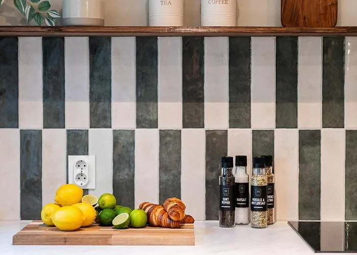 The Townhouse Dream I No Expense Spared I New 2025 Σπίτι διακοπών