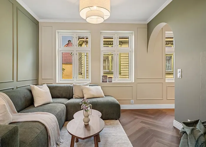 The Townhouse Dream I No Expense Spared I New 2025 Ferienhaus Bergen