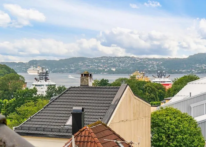 The Townhouse Dream I No Expense Spared I New 2025 * Bergen