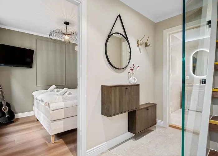 The Townhouse Dream I No Expense Spared I New 2025 * Μπέργκεν